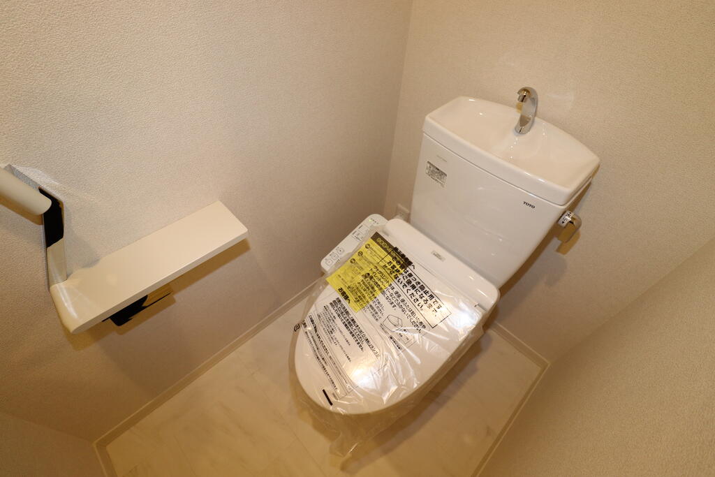 トイレ　トイレ：画像は同社類似物件の写真