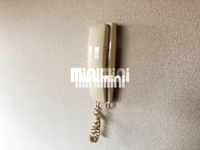 セキュリティ　インターホン受話器です