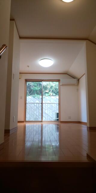 プラン井土ヶ谷の居間写真