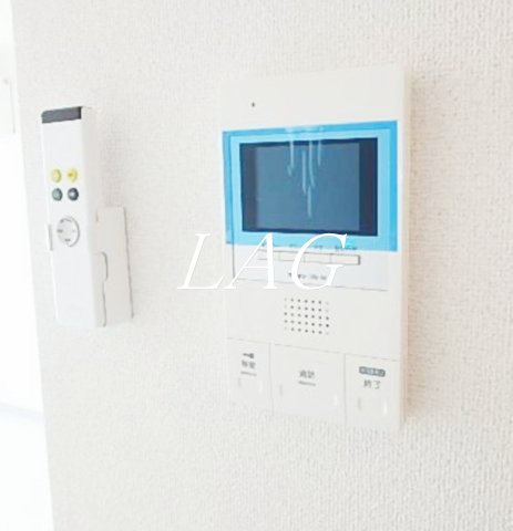セキュリティ　モニター付きインターホンです。