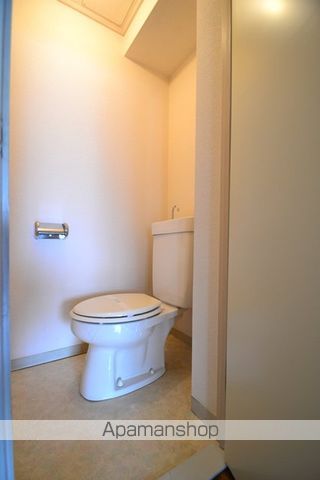 広島電鉄本線 稲荷町駅 徒歩5分 7階建 築36年のトイレ写真