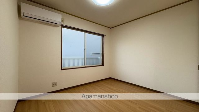 S2ハイツの居間写真