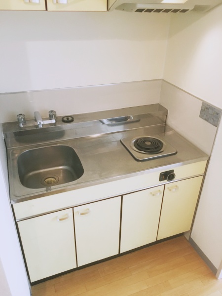 キッチン　電気コンロ１口付のキッチン