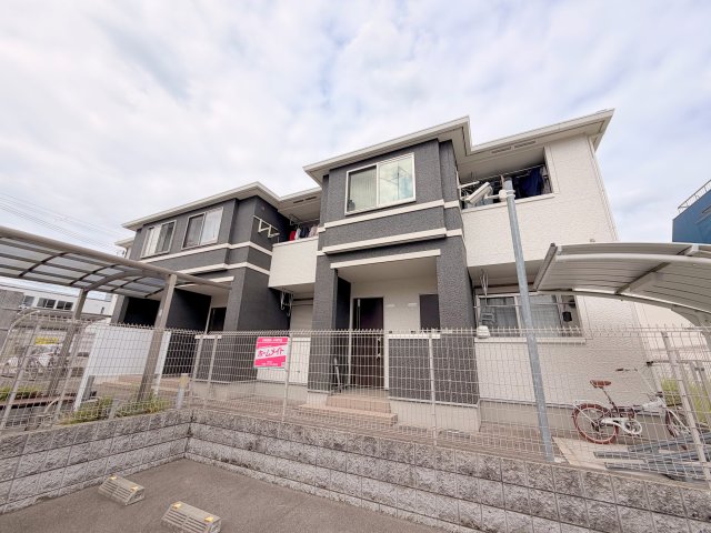 建物外観　綺麗な外観の素敵なお部屋があなたを待っています。