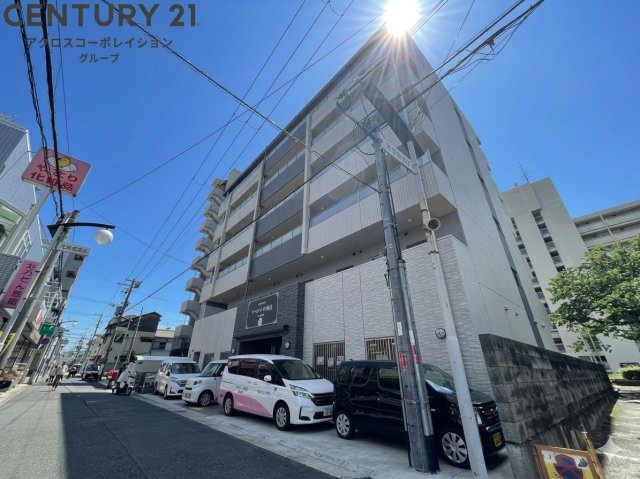 建物外観　オートロック付きでセキュリティ安心！宅配BOX付き便利！