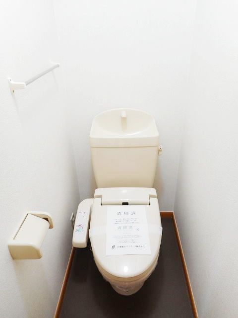 メゾン・ソレアードのトイレ写真