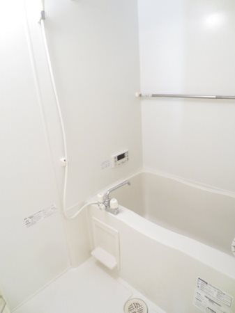 ＪＲ日豊本線 帖佐駅 徒歩9分 2階建 築19年の風呂写真