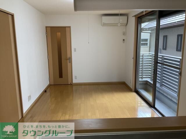 居室・リビング　※別部屋参考写真