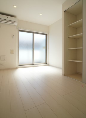 居室・リビング　リビングです　以下別号室参考写真です