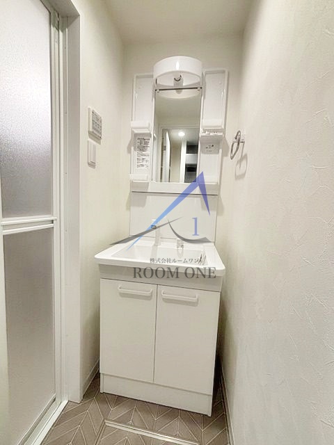洗面設備　洗面台です。