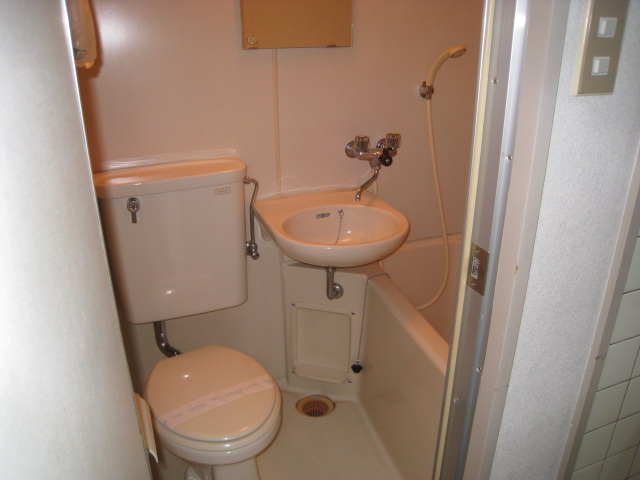 トイレ　※写真は別のお部屋のものです。現況を優先させて頂きます。