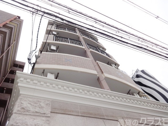 建物外観　東三国駅より徒歩６分です♪