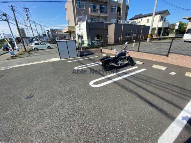 【宇城市不知火町御領のアパートの駐車場】