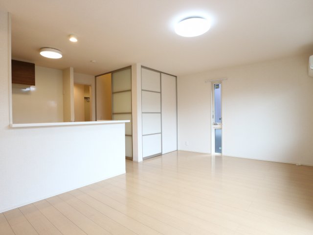 その他　こちらのリビングで趣味の時間をお楽しみください