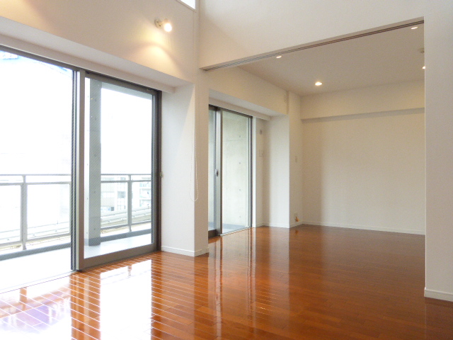 居室・リビング　居室