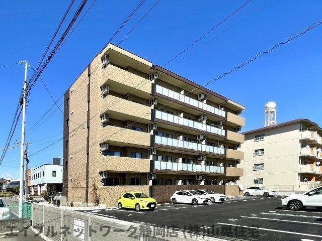 建物外観　外観は落ち着いています