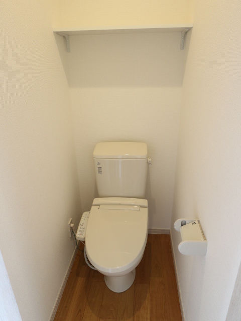 トイレ　※写真は他号室です