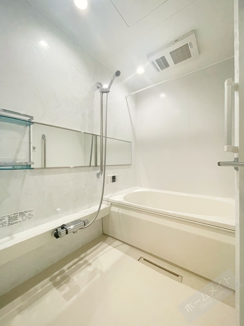 バス・シャワールーム　追い焚き付で寒い日も温まります♪