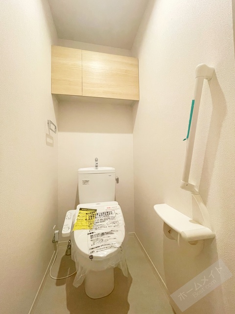 トイレ　オン