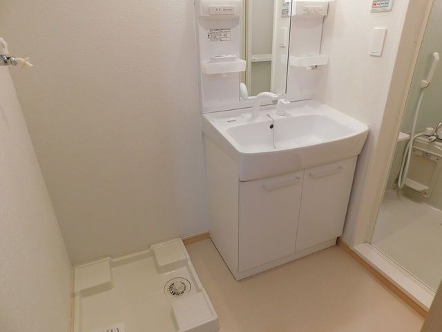 【多賀城市浮島のアパートの洗面設備】