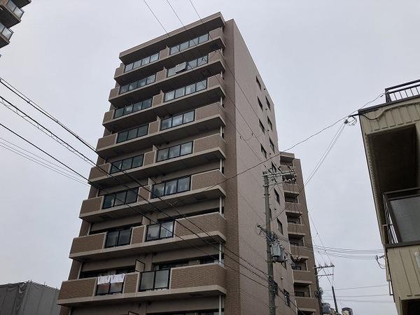 グランブルー宿屋町の建物外観