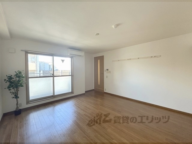 居室・リビング　洋室