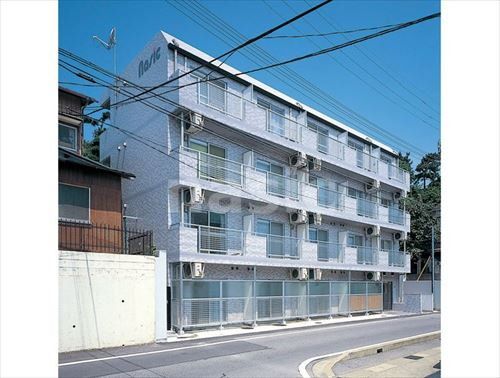 【カレッジハイツ津田沼の建物外観】