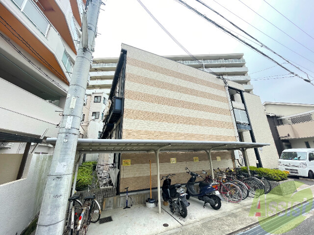 【レオパレスブレスブライトの建物外観】