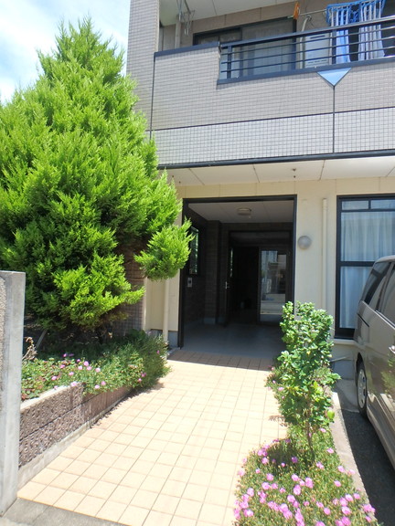 エントランス　エントランス