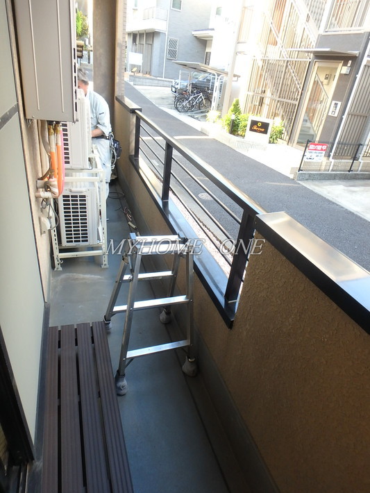 バルコニー　バルコニー