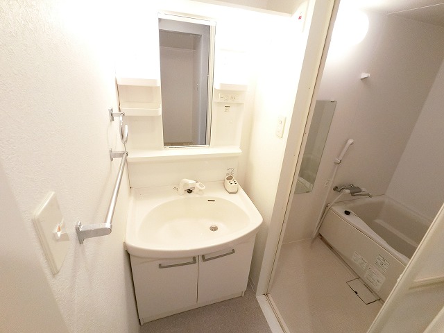 洗面設備　同タイプ別部屋写真・現況を優先します
