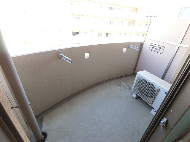 バルコニー　同タイプ別部屋写真・現況を優先します