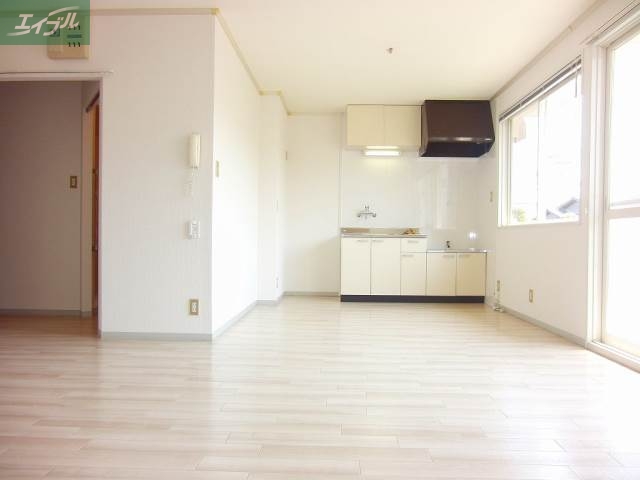 居室・リビング　リビング