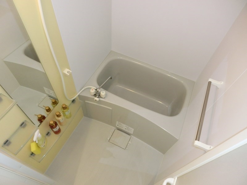 バス・シャワールーム　※同物件別号室参考写真