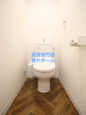 トイレ　落ち着いたトイレです