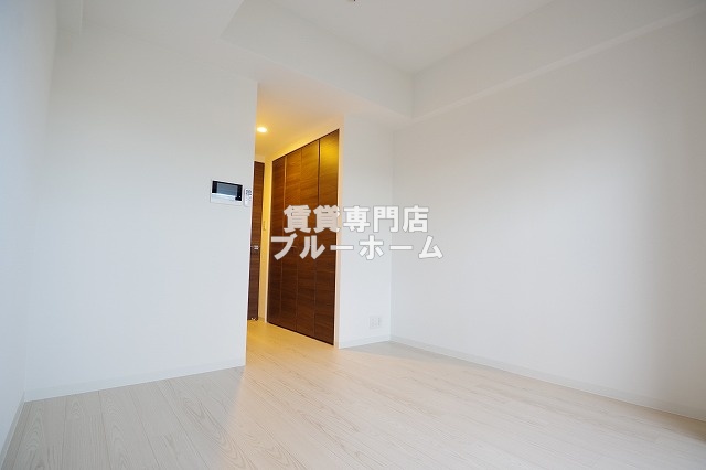 その他　洋室6.4帖！