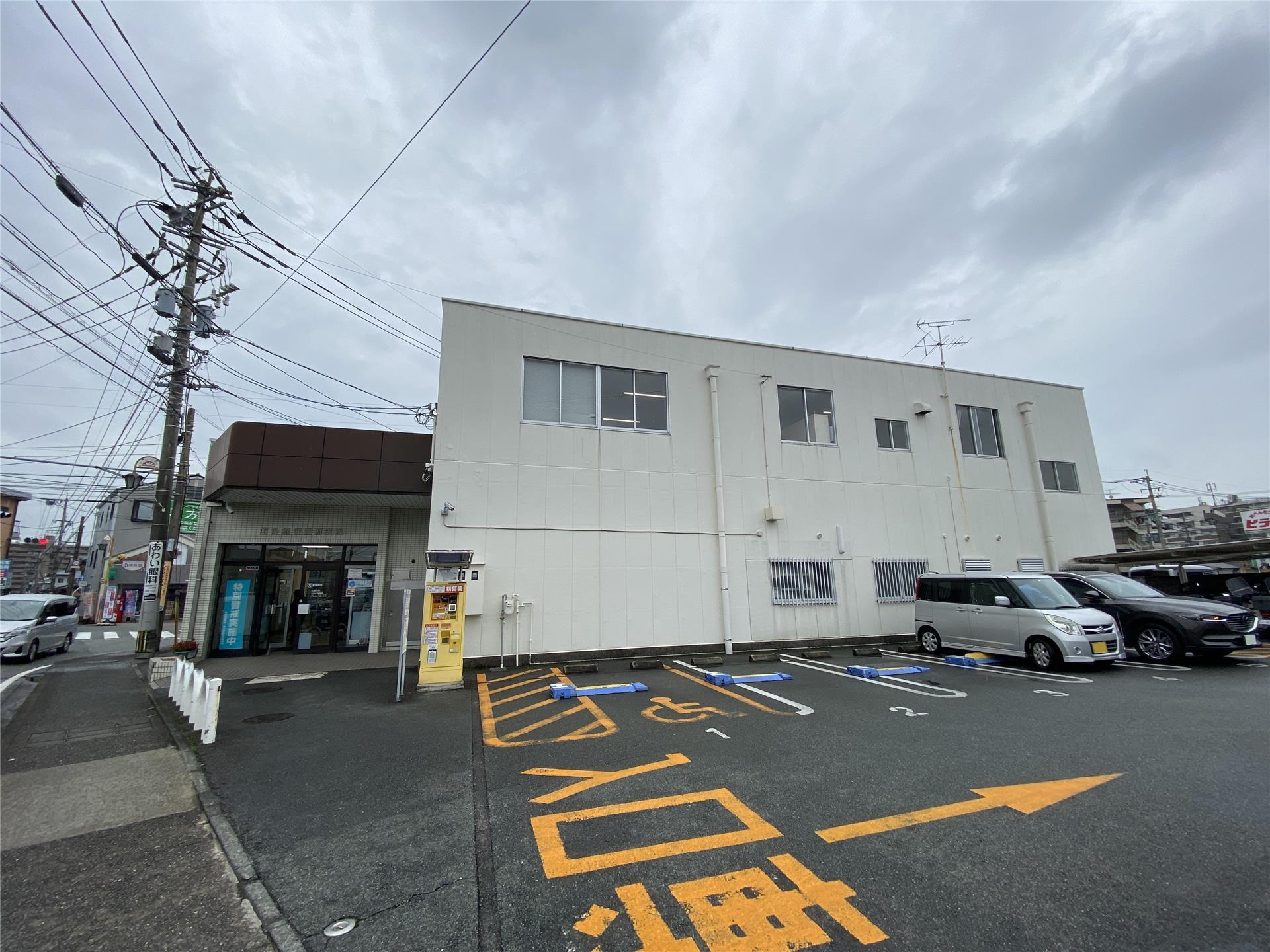 銀行　肥後銀行三郎支店（銀行）まで588m