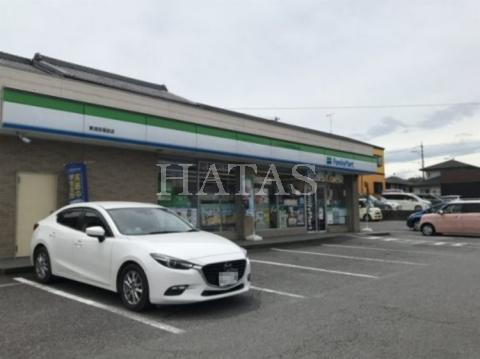 コンビニ　ファミリーマート　東浦役場前店（コンビニ）まで54m