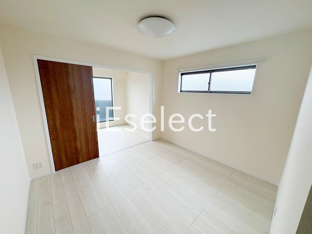 居室・リビング　2面採光の明るいお部屋です！