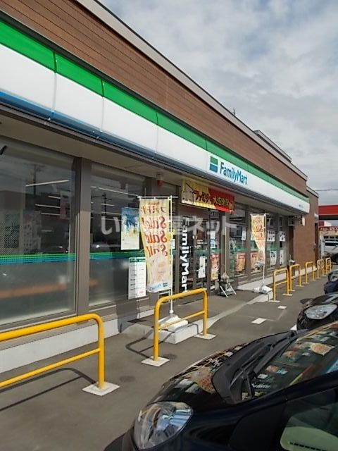 コンビニ　ファミリーマート千歳新富３丁目店（コンビニ）まで389m