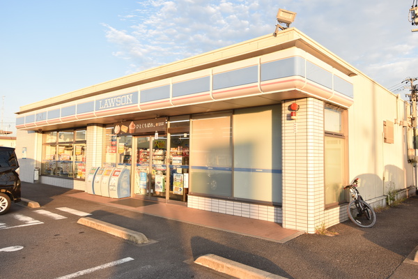 コンビニ　ローソン岡崎土井店（コンビニ）まで238m