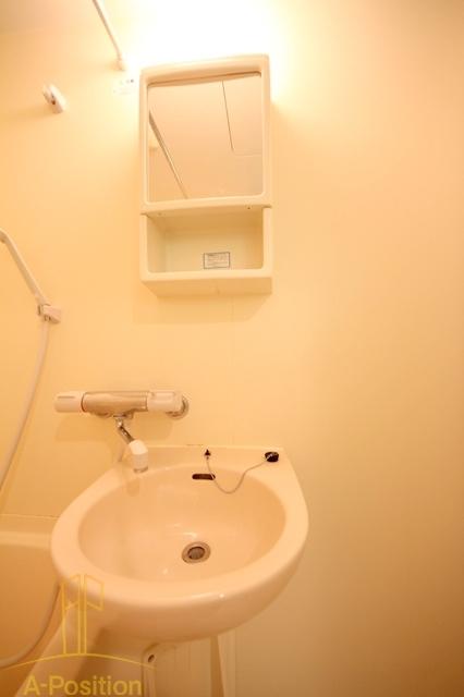 洗面設備　M&MUMEDAEAST