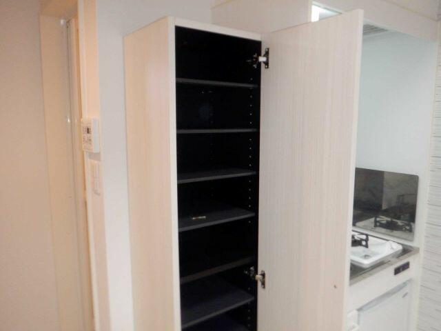 居室・リビング　収納