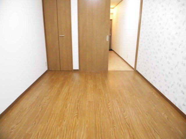 居室・リビング　フローリングのお部屋です。