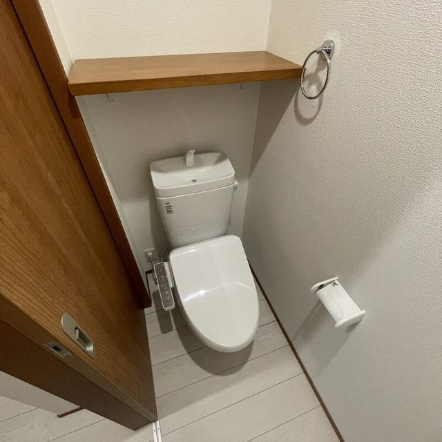 トイレ　※同施工会社物件（イメージ）