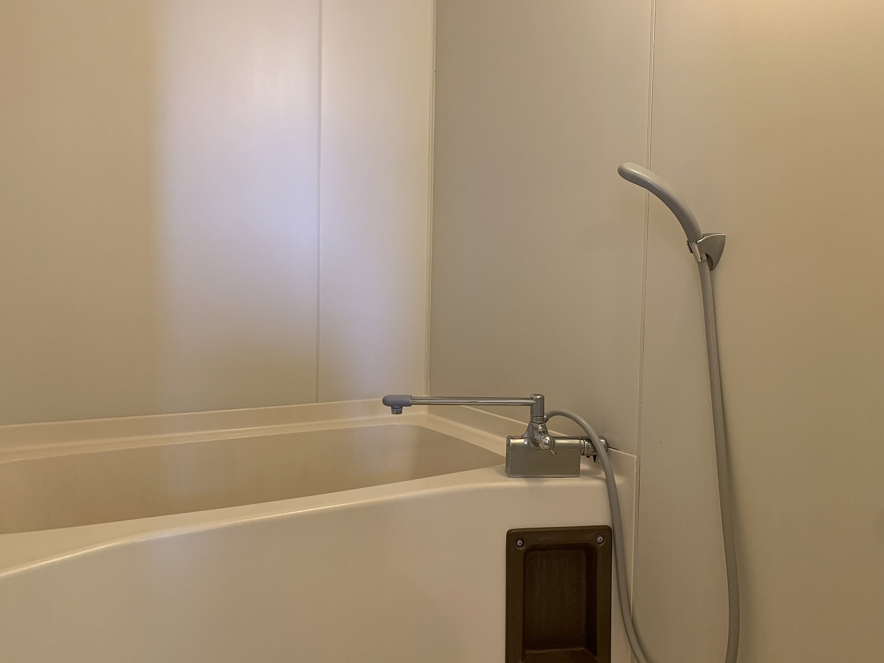 バス・シャワールーム　写真は類似です。