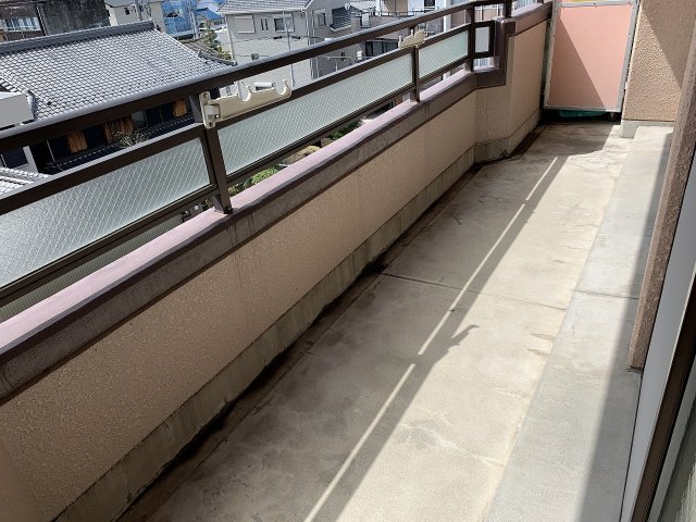 バルコニー　写真は類似です。
