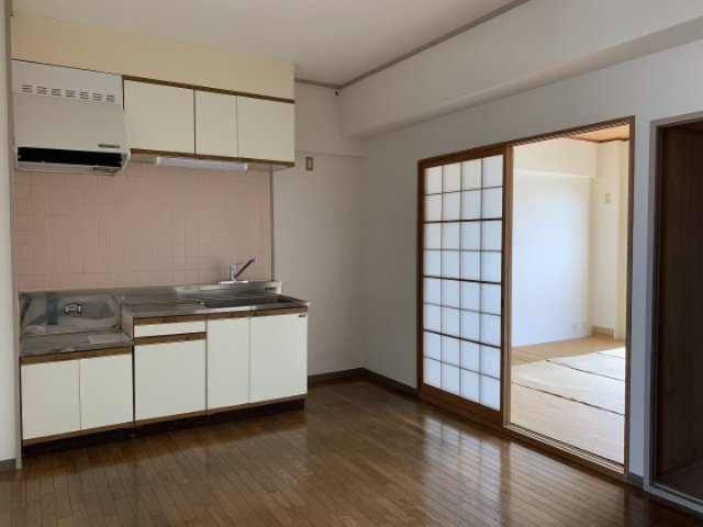 居室・リビング　写真は類似です。