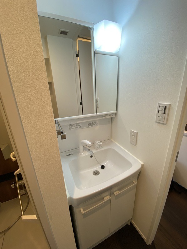 洗面設備　★収納付き、独立洗面台★