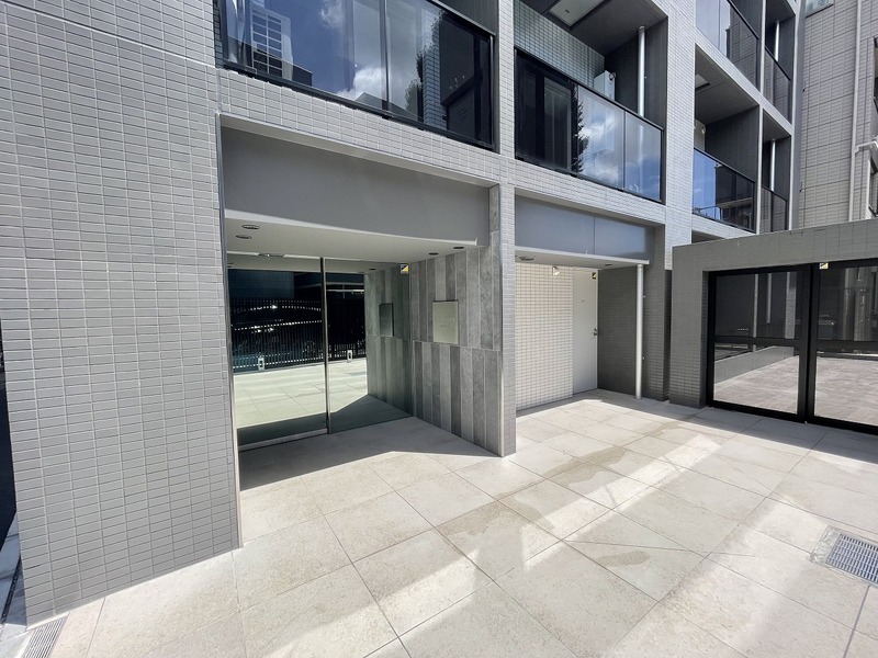 エントランス　★オートロック完備でセキュリティ面◎★